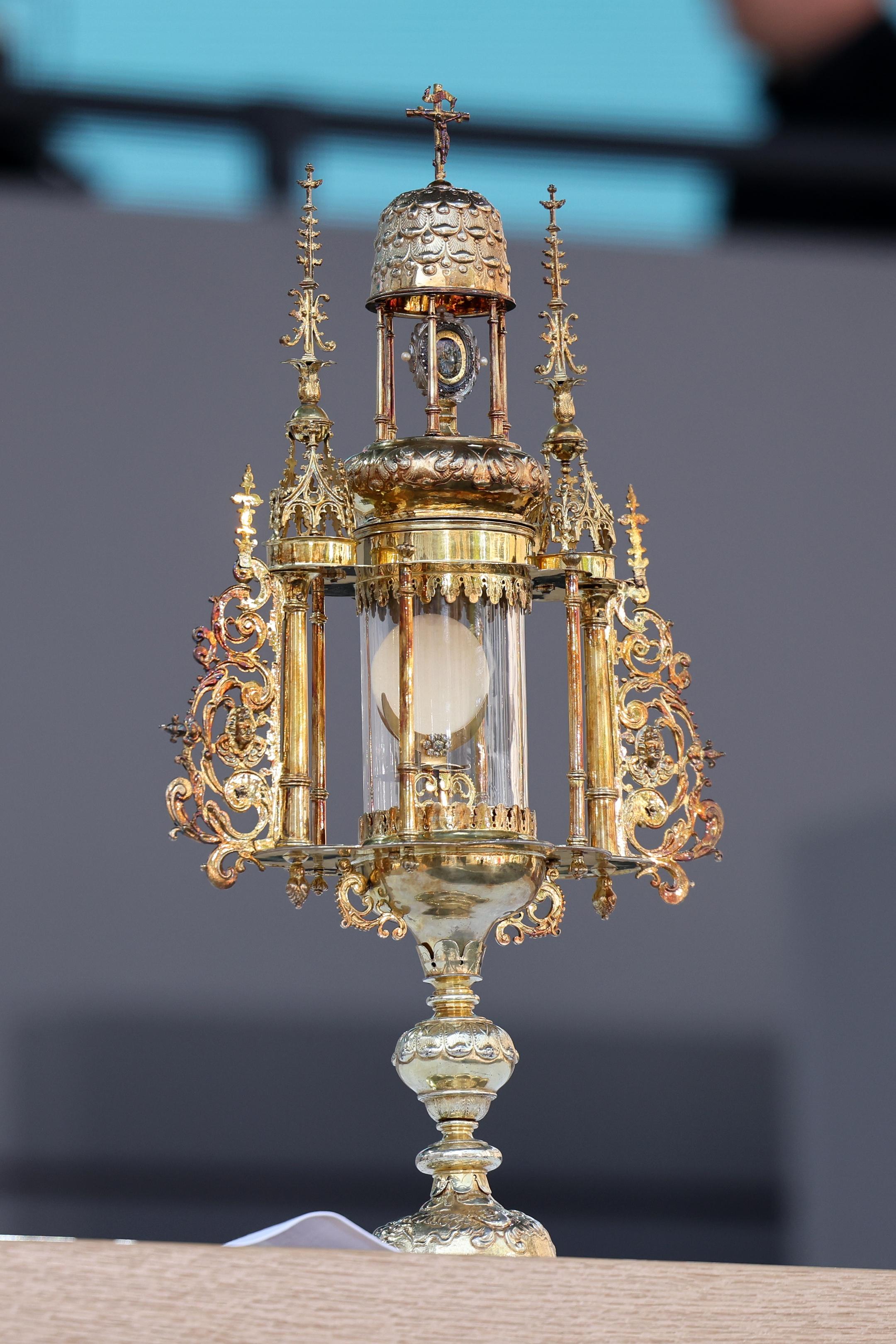 Fronleichnam im Aachener Dom