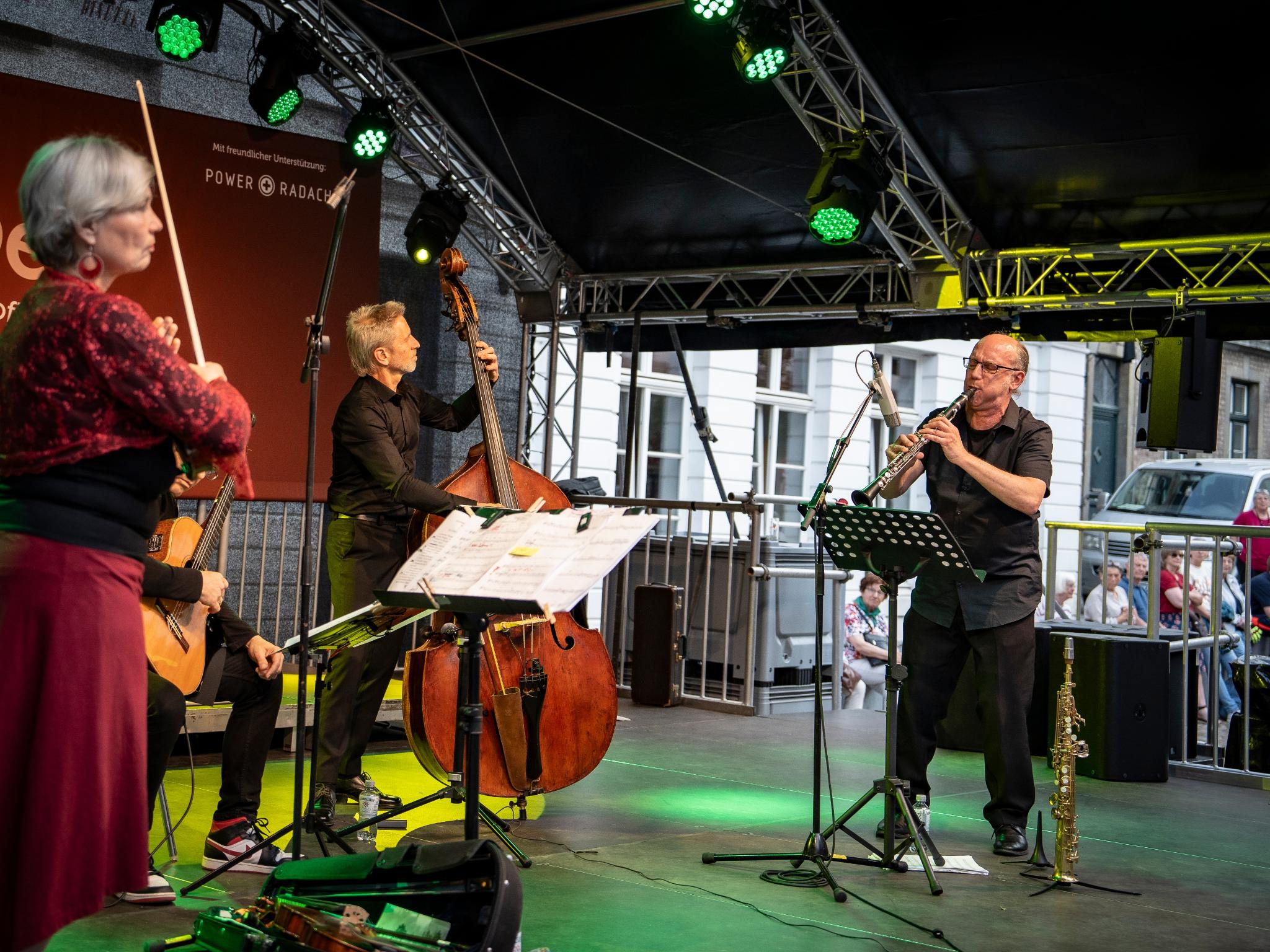 Heiligtumsfahrt 2023: Dance of Joy, Hofbühne