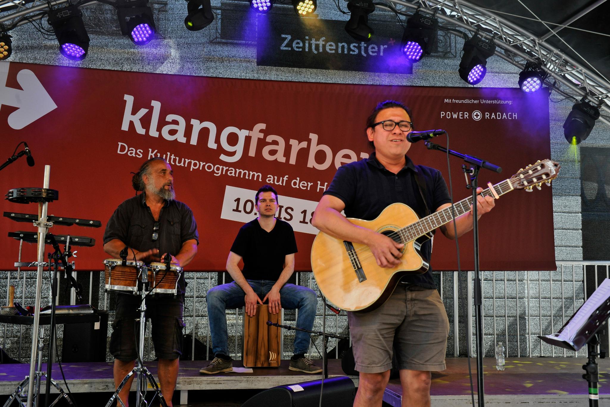 Heiligtumsfahrt 2023: Hofbühne - Juan Pablo Raimundo & Band „Lateinamericanto“